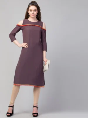 Sajaniya Wine Solid Cotton Kurta - Image 5