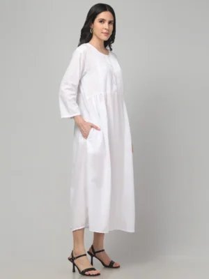 Osho White Pintec Meditation Gown - Image 4